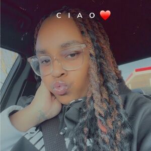 Meet your Posher, Jamara